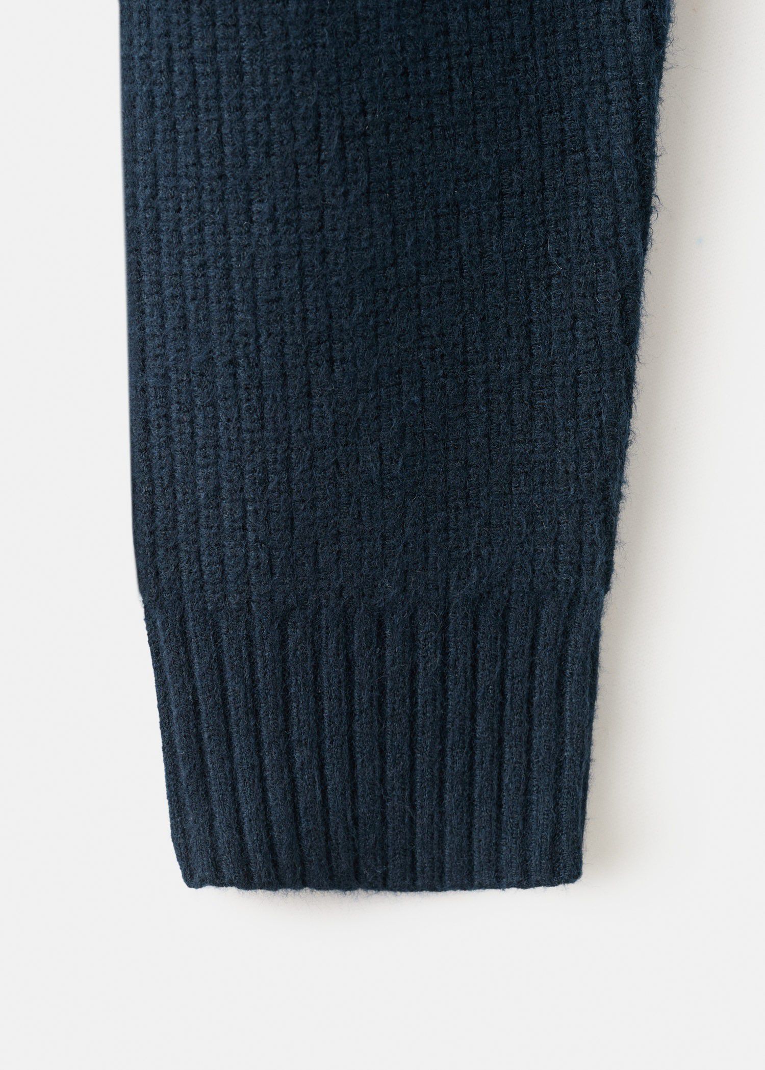 Knitted sweater with perkins neck