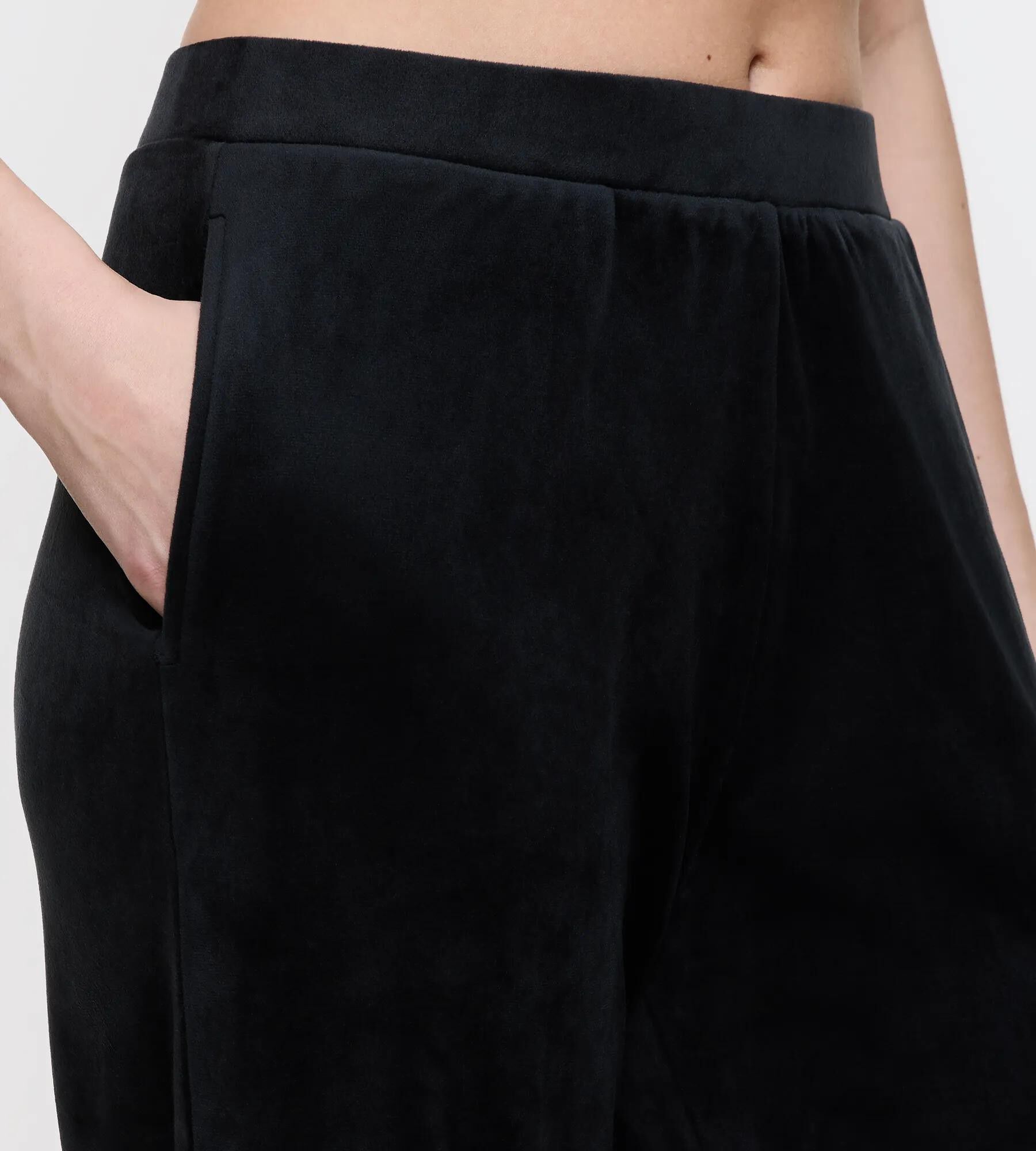 Sensual Velour Wide Leg Trousers 01