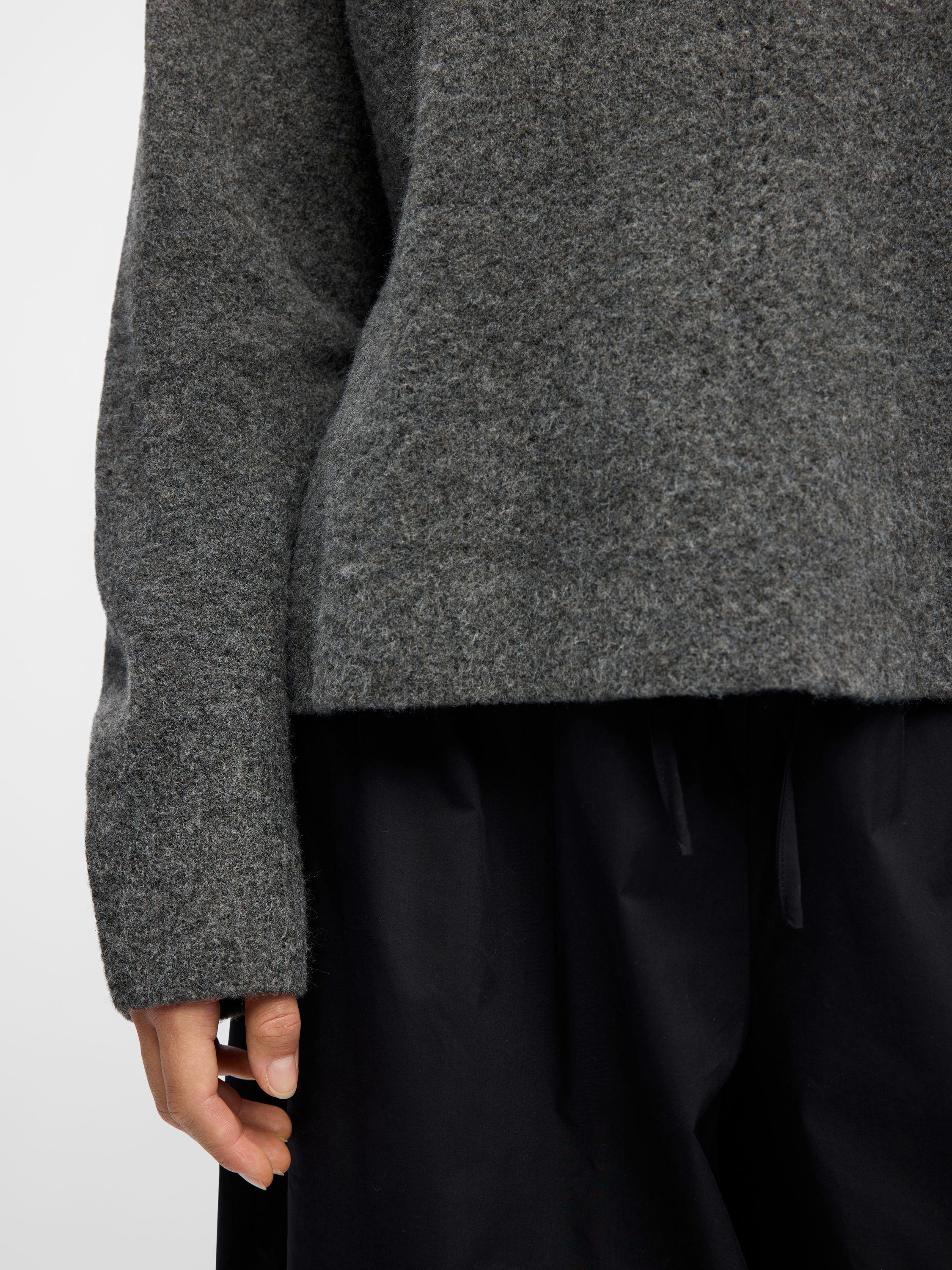 OBJJUNO L/S LO O-NECK KNIT NOOS