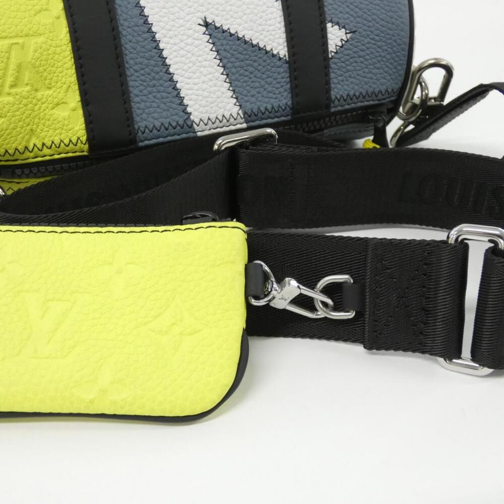 Louis Vuitton Shoulder Bags