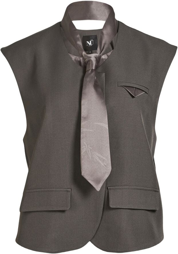 Ariel Vest