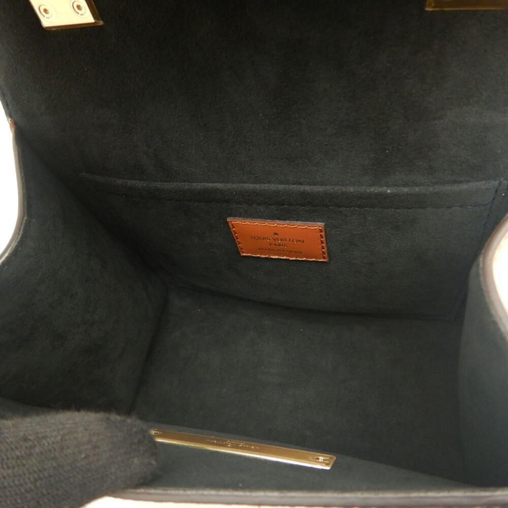 Louis Vuitton Dauphine