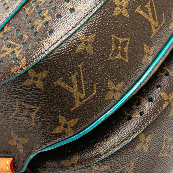 Louis Vuitton Saumur