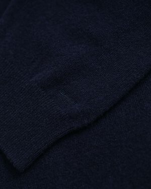 SUPERFINE LAMBSWOOL C-NECK
