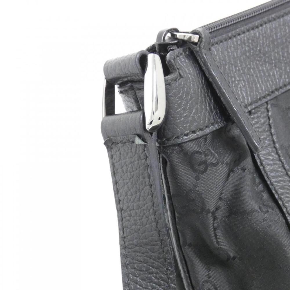 Gucci Shoulder Bag