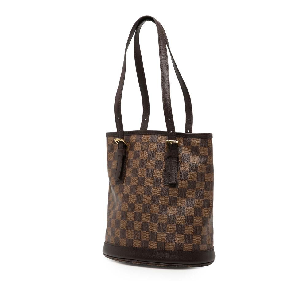 Louis Vuitton Marais