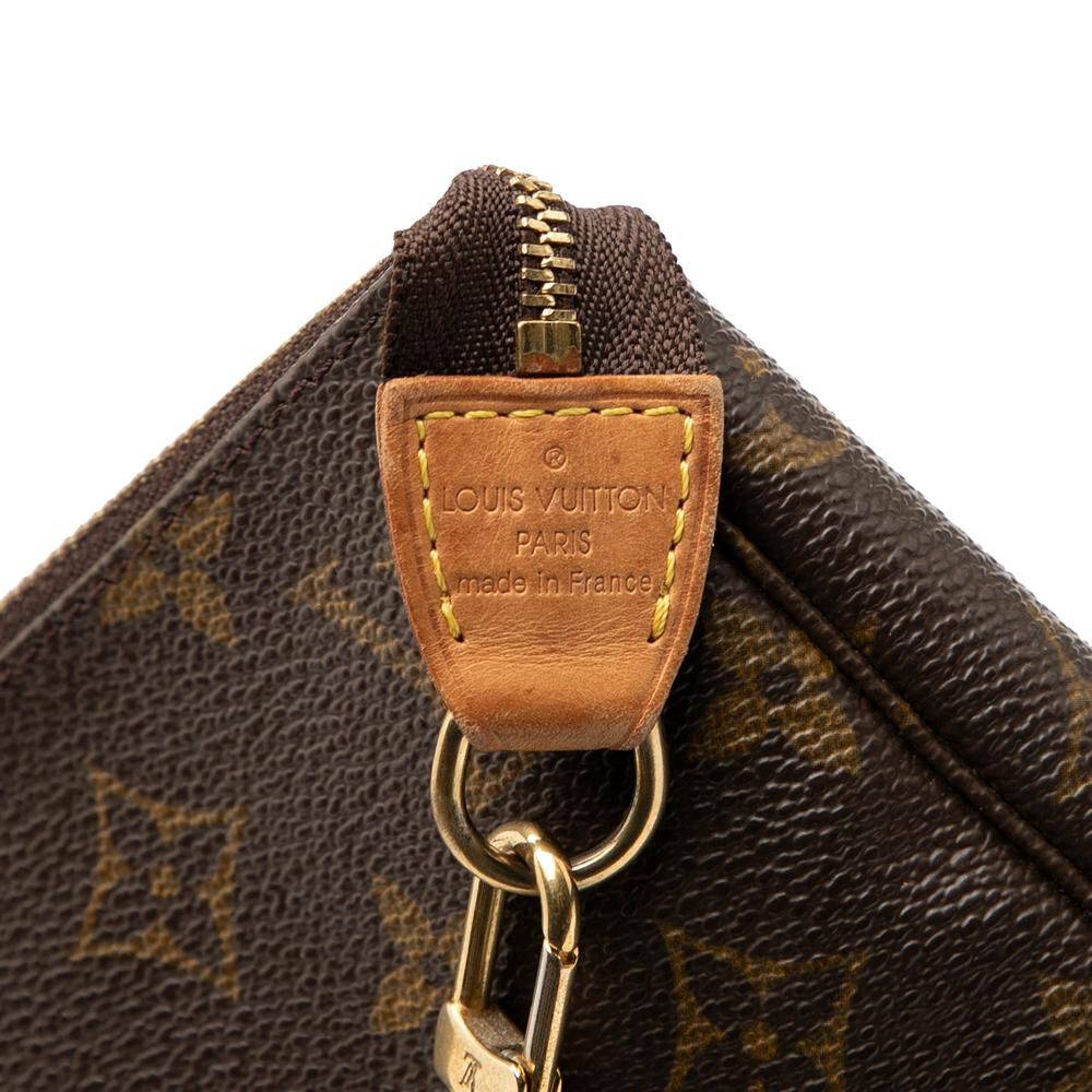 Louis Vuitton Pochette Accessoires