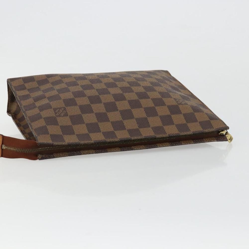 Louis Vuitton Poche Toilette