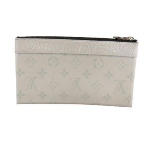 Louis Vuitton Clutch