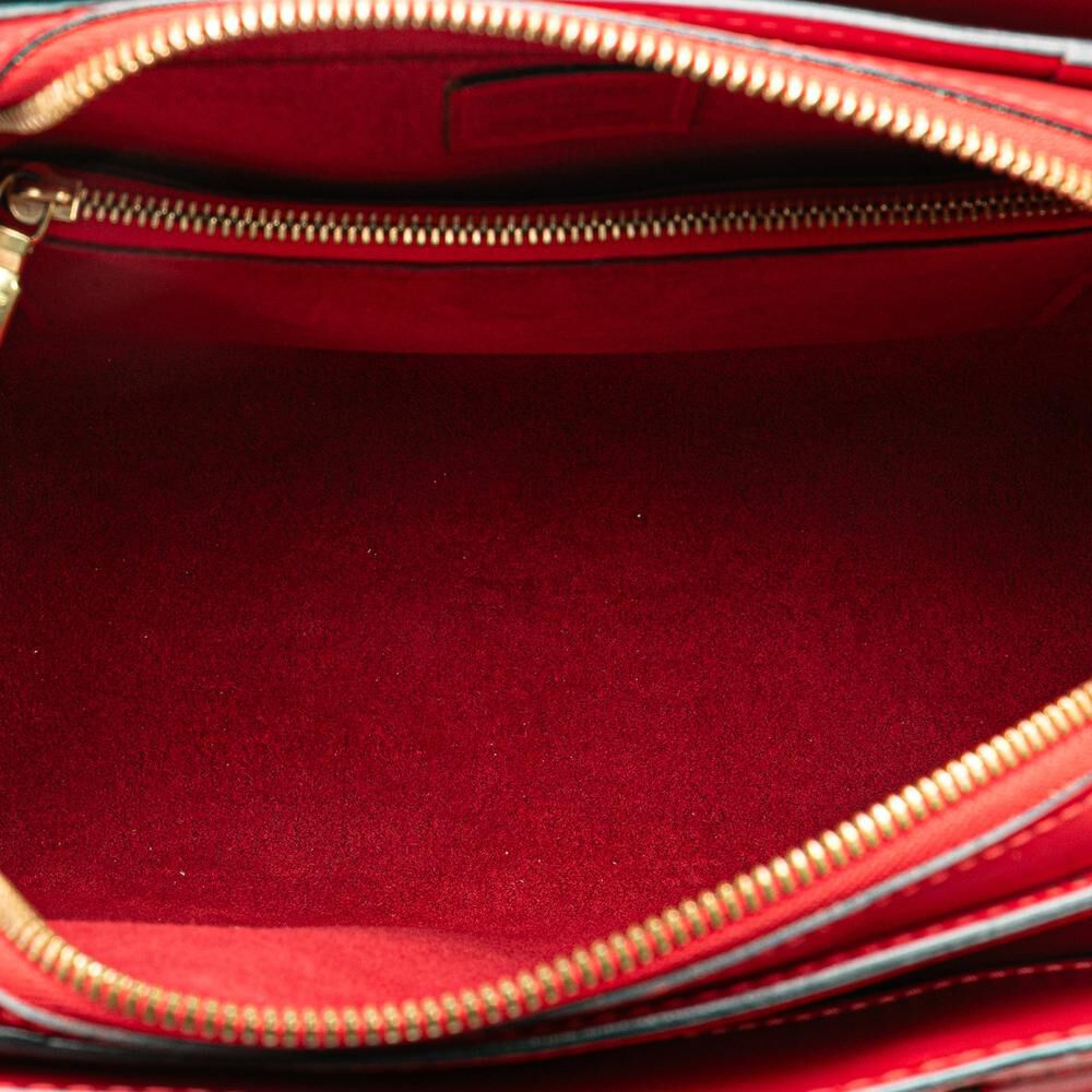 Louis Vuitton Pont Neuf