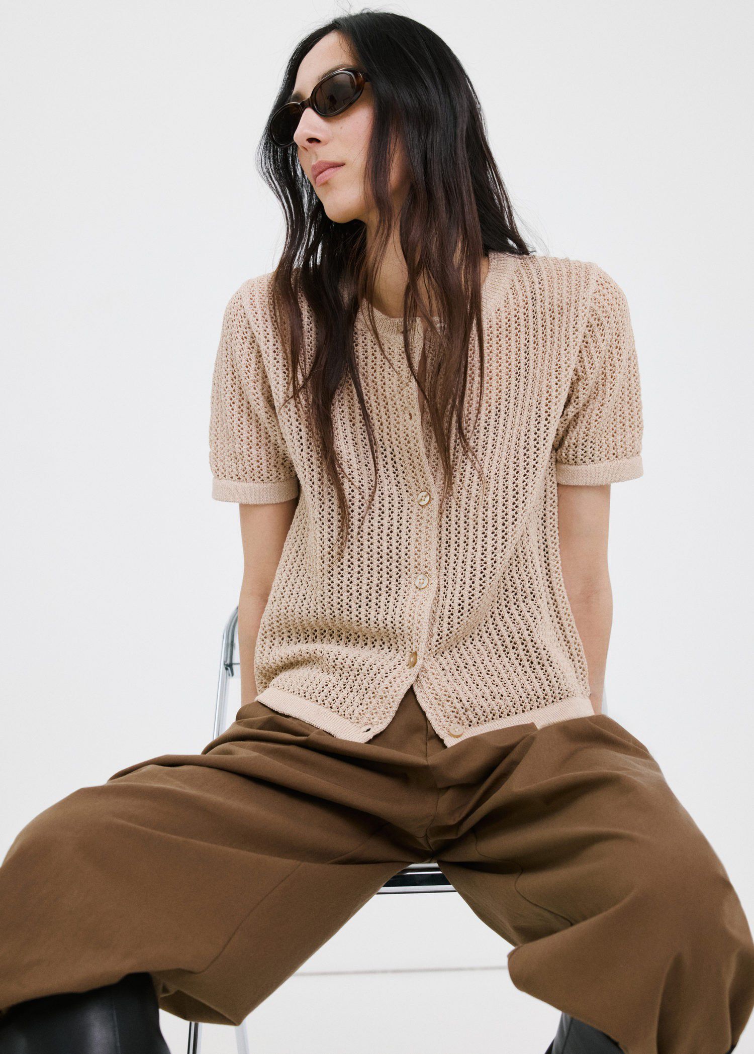 Short-sleeved openwork knitted card