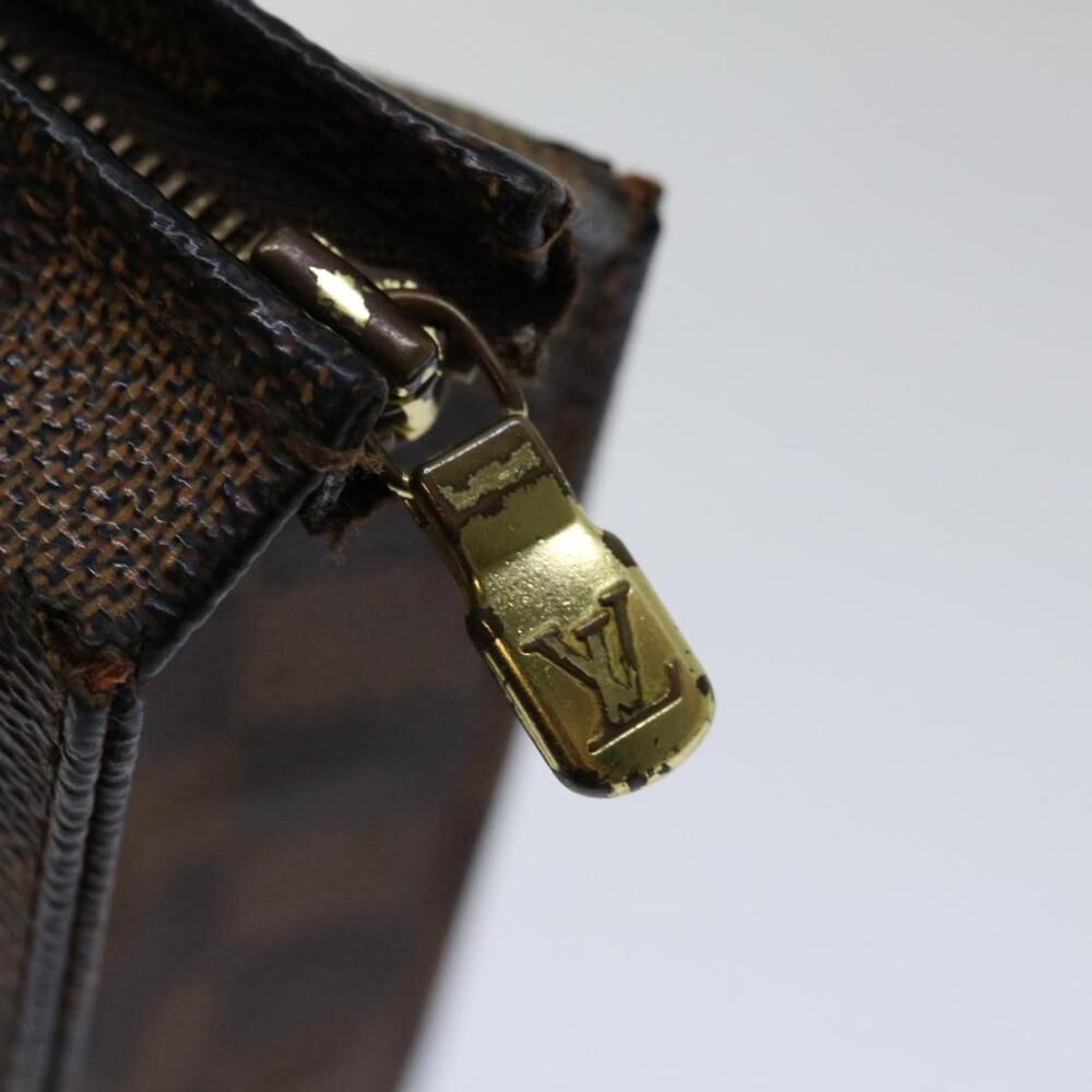 Louis Vuitton Poche Toilette