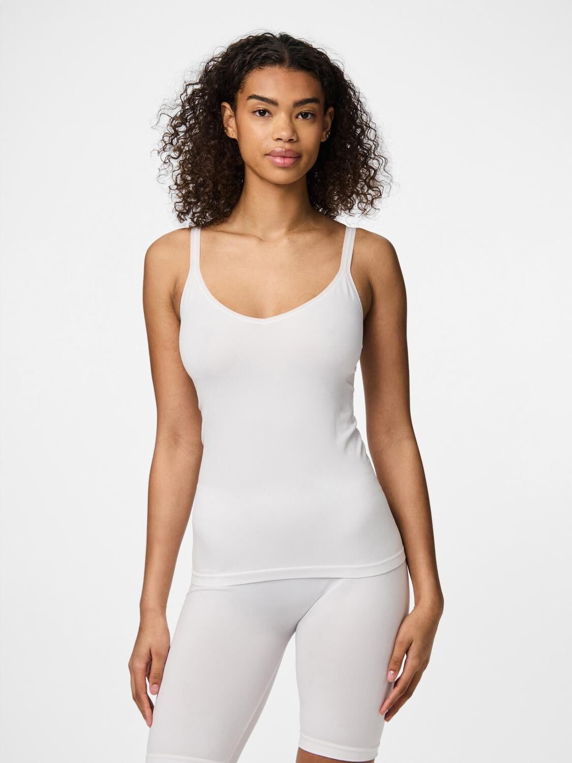 PLAIN UNDERWEAR TOP/SUPPLY