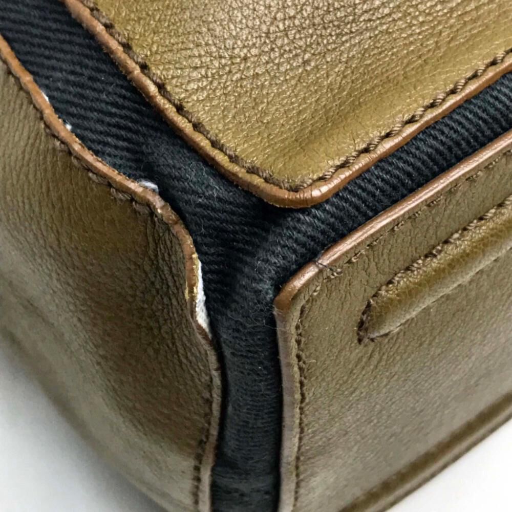 Yves Saint Laurent Shoulder Bag