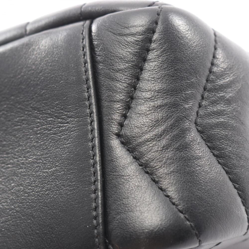 Yves Saint Laurent Shoulder Bag