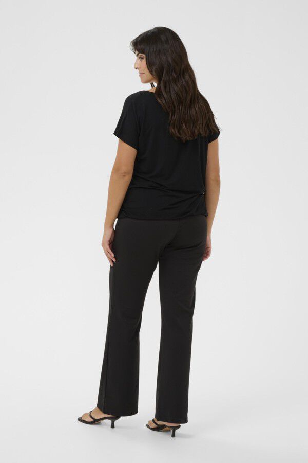 KCjena V-neck T-Shirt