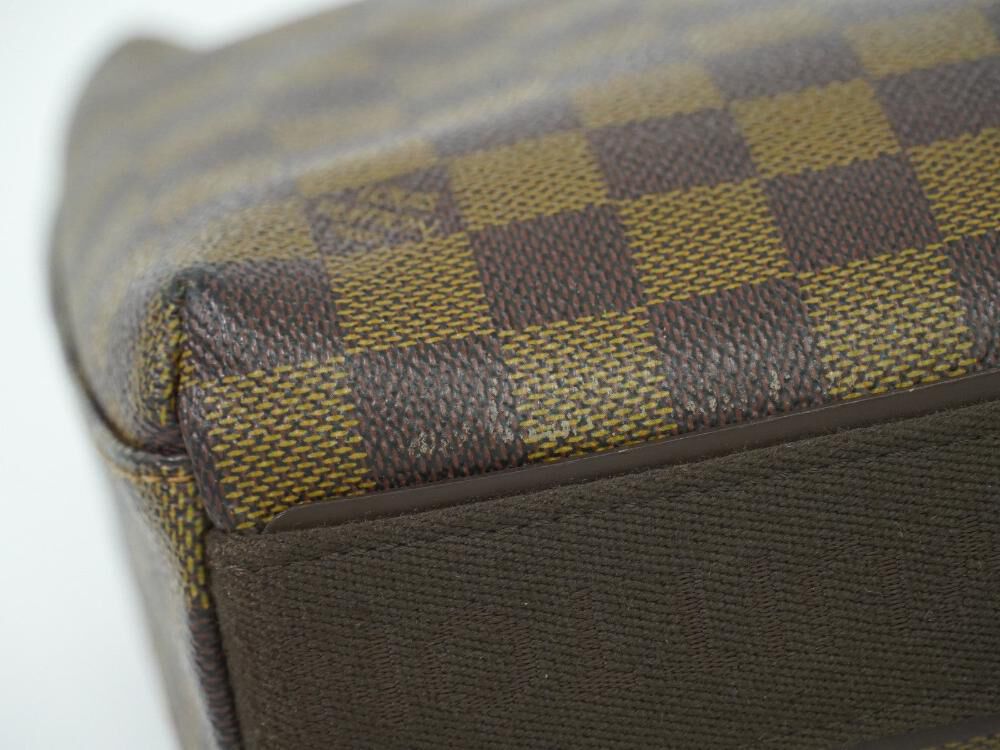 Louis Vuitton Beaubourg