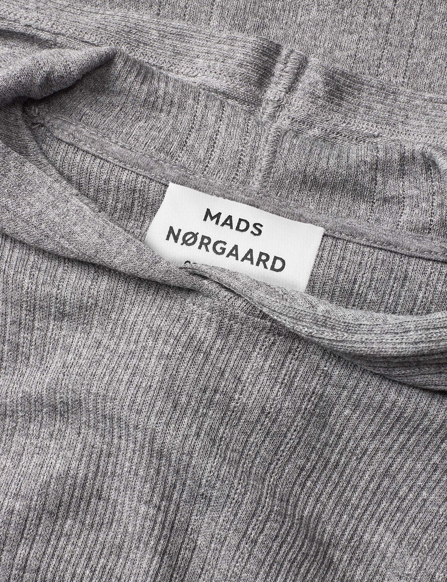 Point Wool Tilla Hood