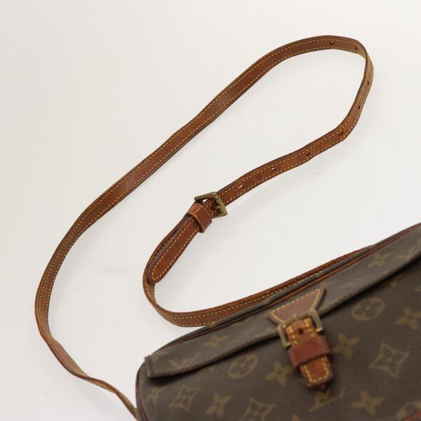 Louis Vuitton Jeune Fille