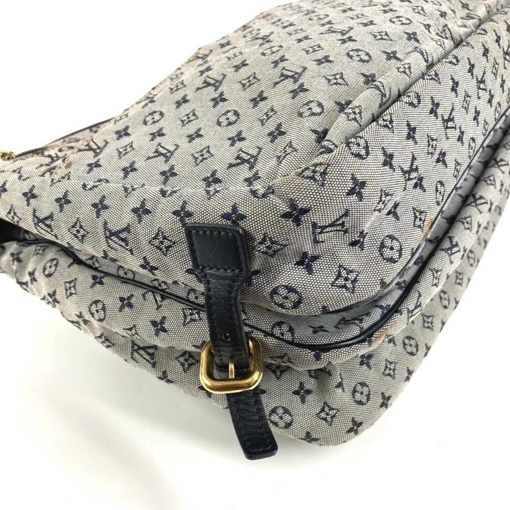 Louis Vuitton Crossbody Bag