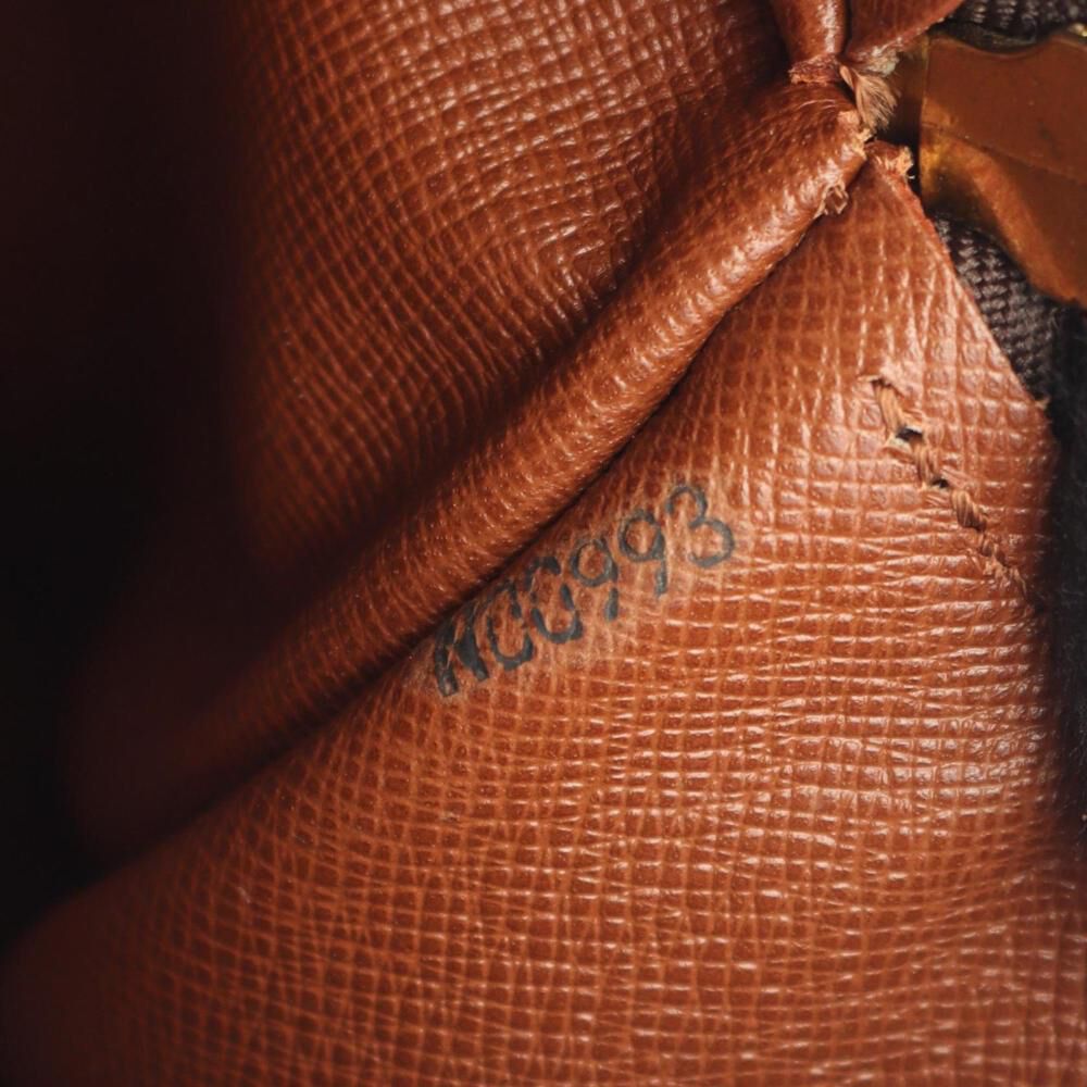 Louis Vuitton Papillon