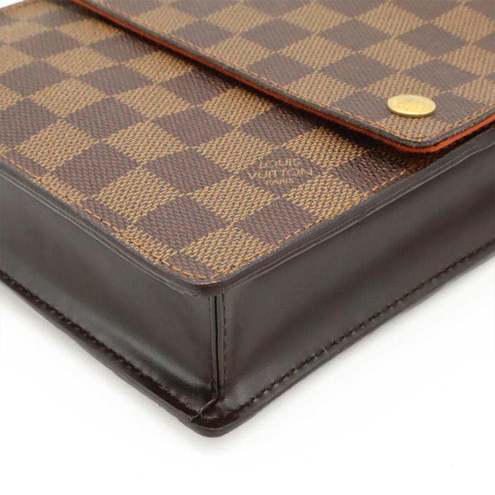 Louis Vuitton Shoulder Bags