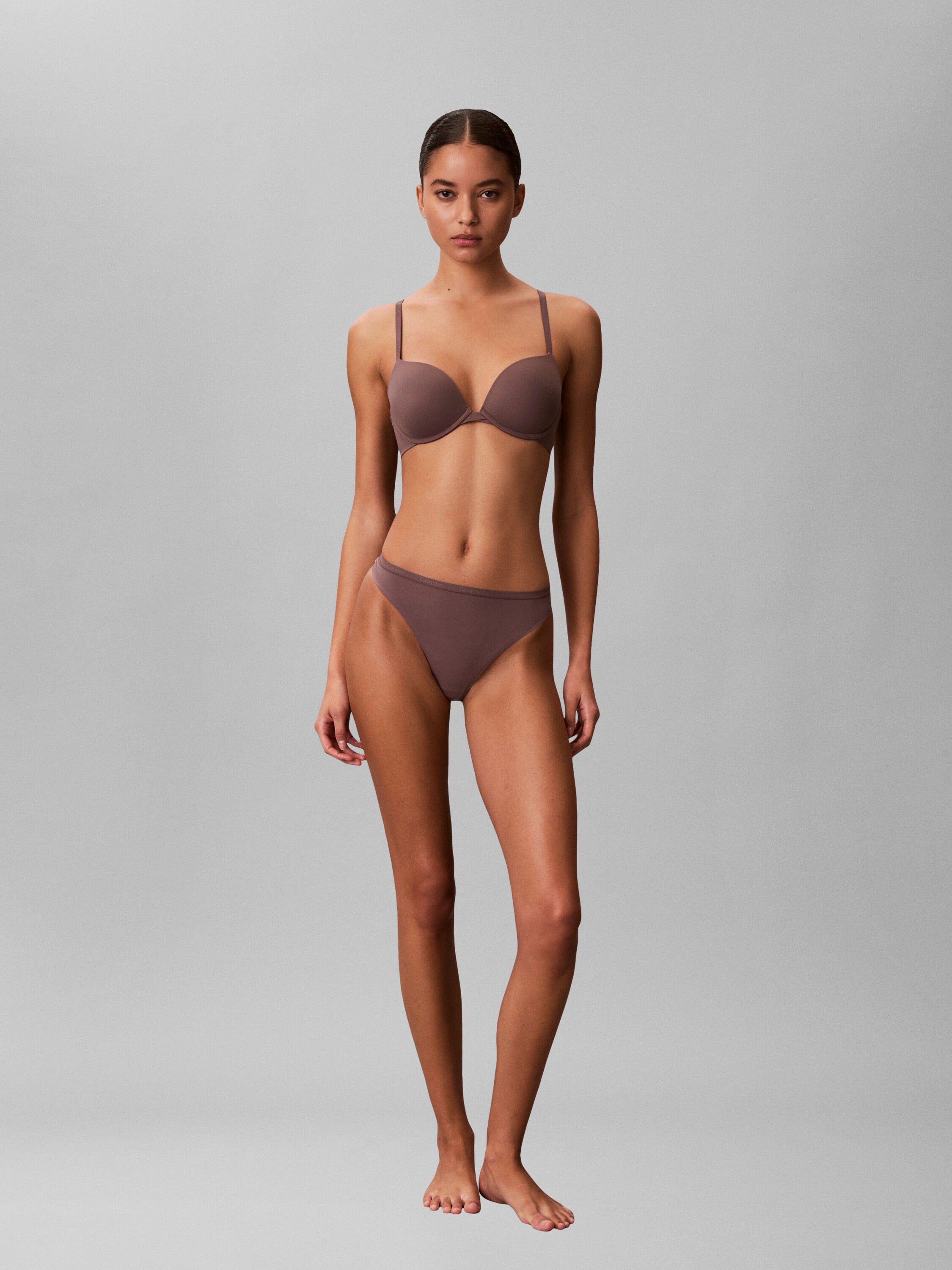 PUSH UP PLUNGE