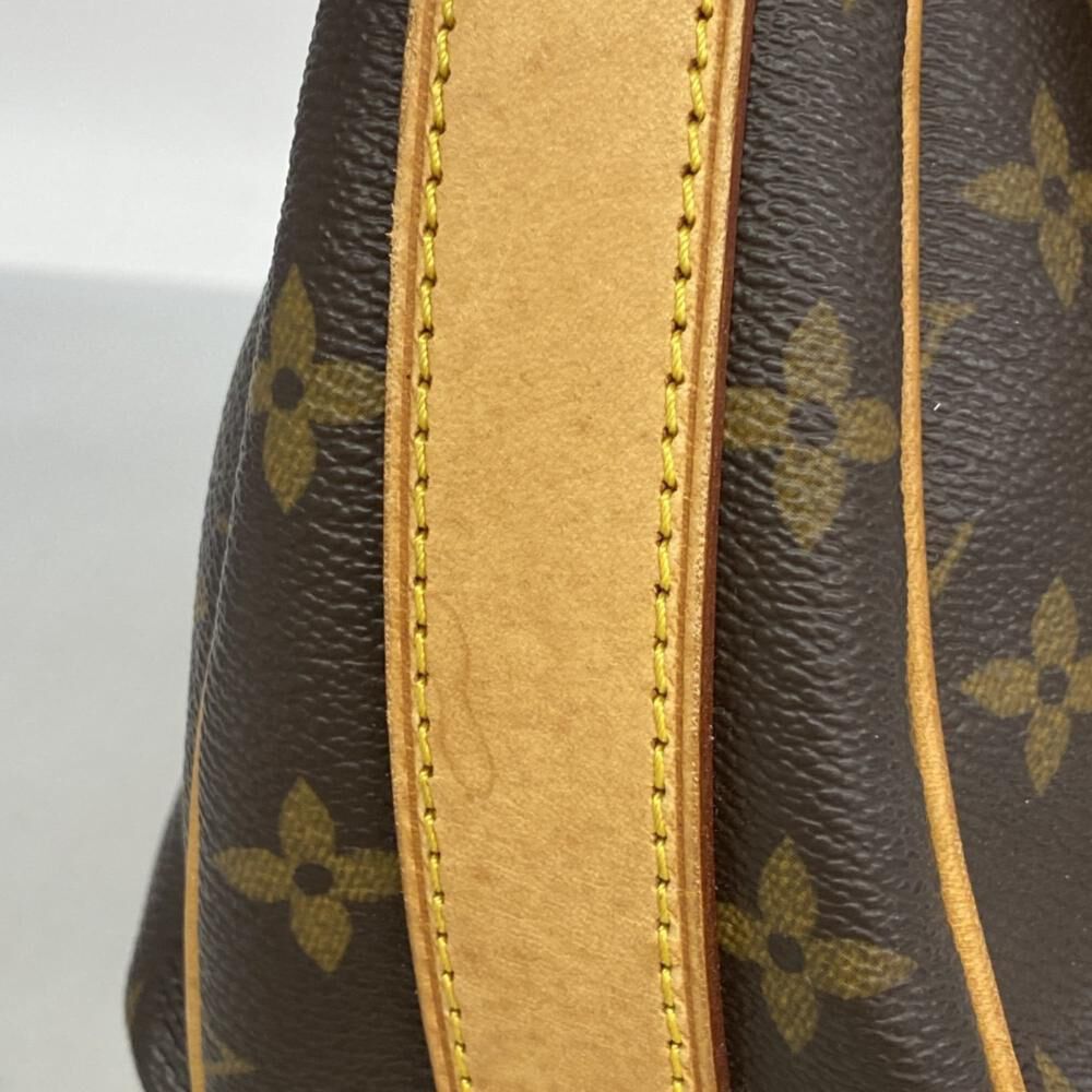 Louis Vuitton Shoulder Bags