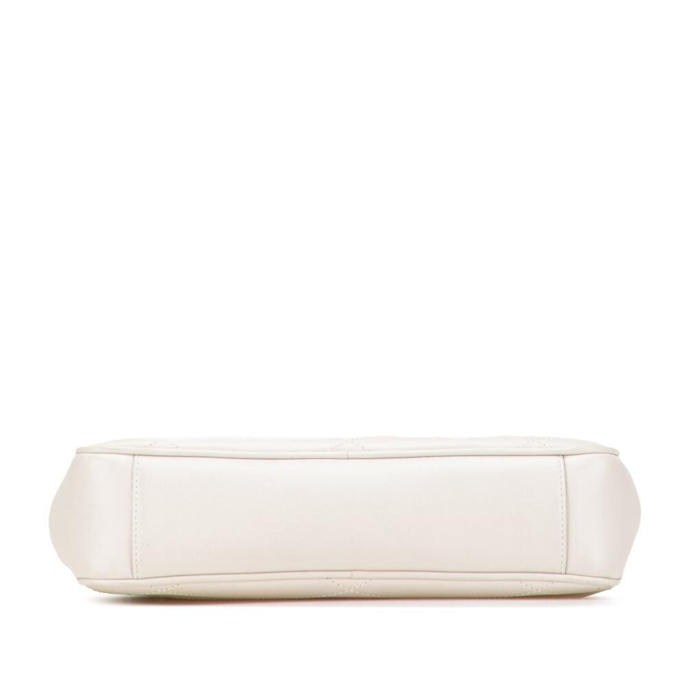 Yves Saint Laurent Shoulder Bag