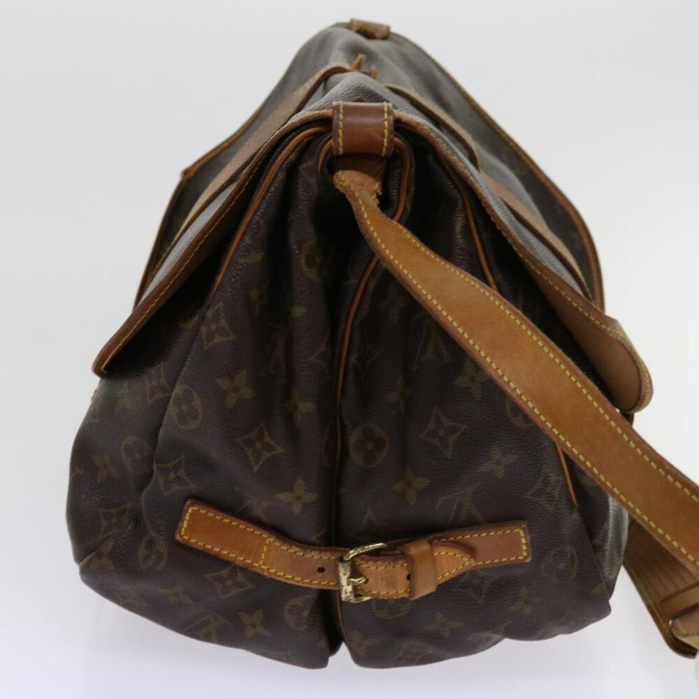 Louis Vuitton Saumur