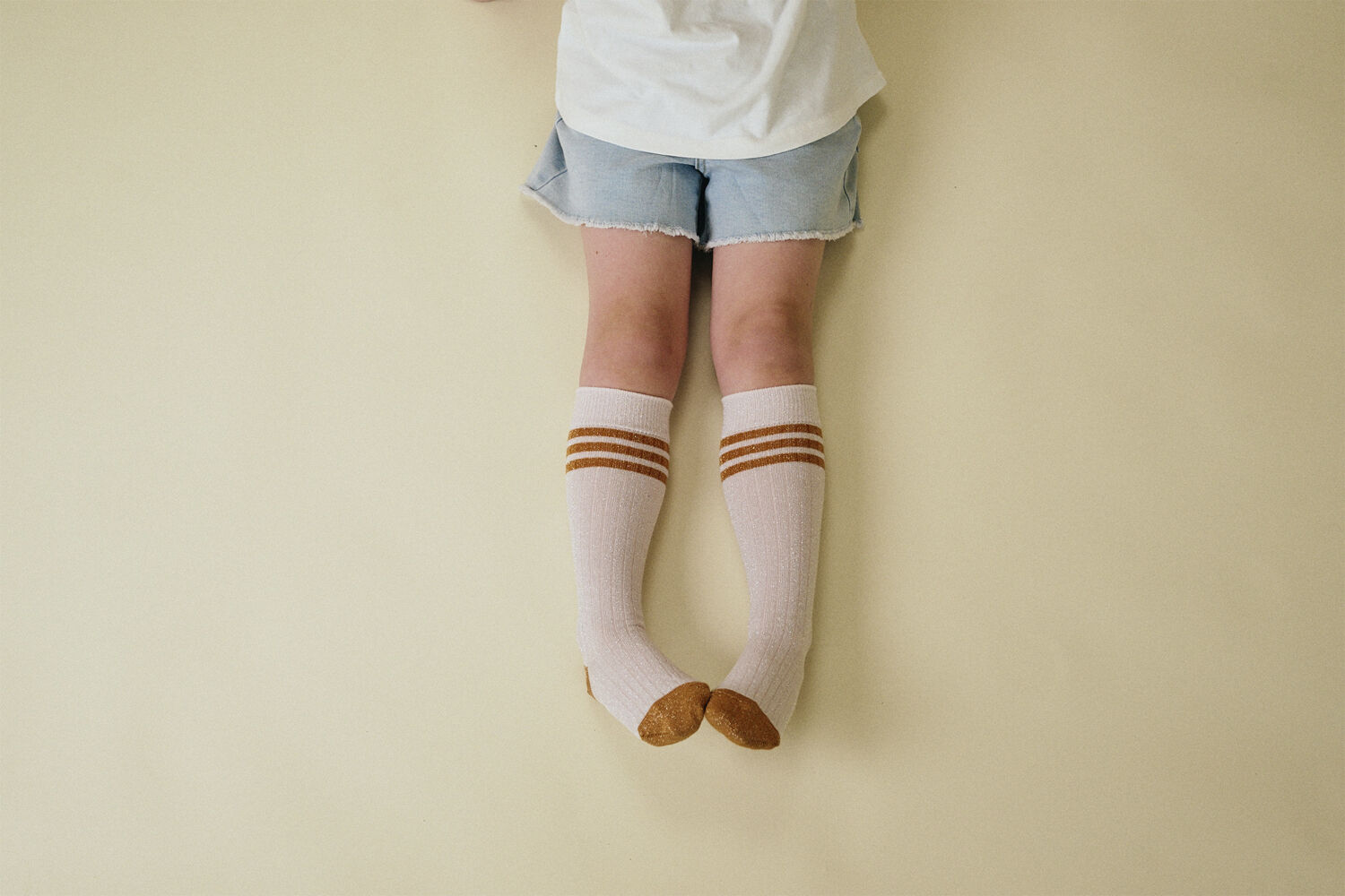 Merle glitter knee socks