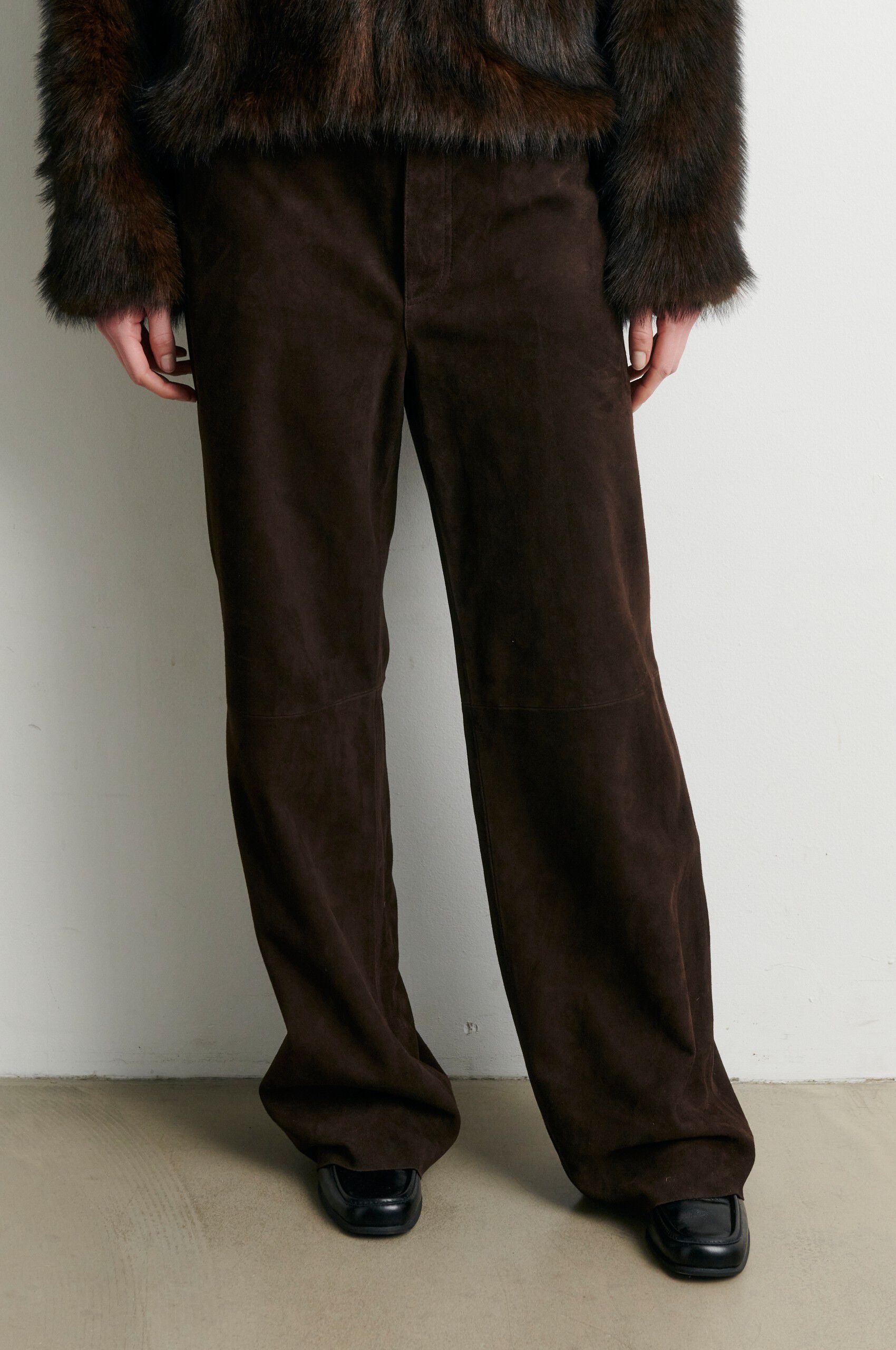 Zonie Suede Jeans