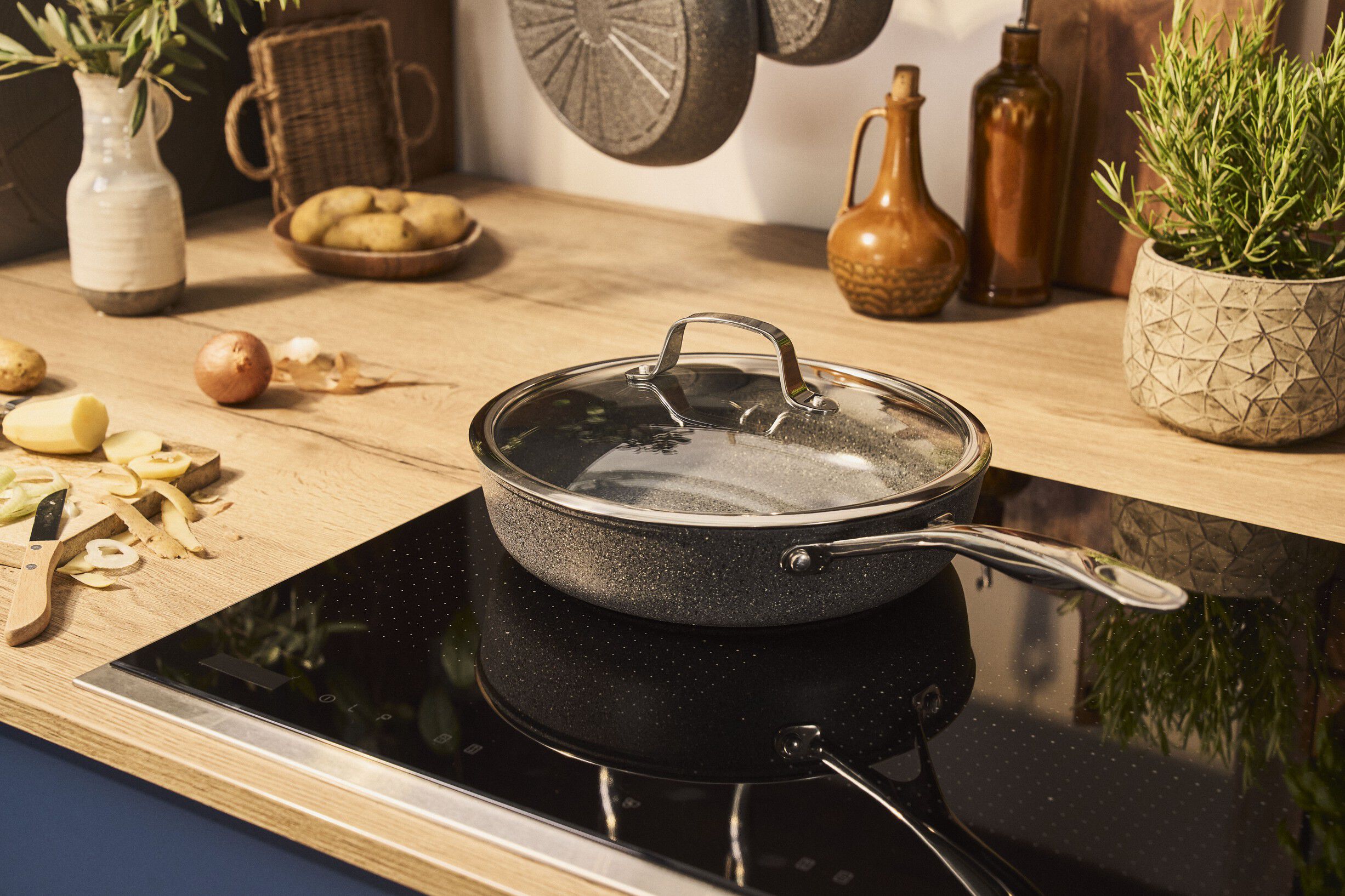 Salina Ceramic Trakt&ouml;rpanna med lock, 28 cm, Aluminum, Titanf&ouml;rst&auml;rkt