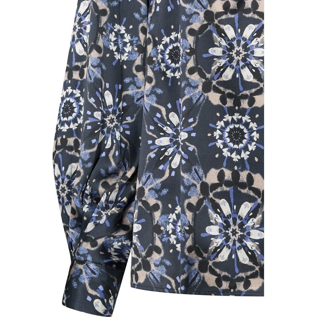 2009PBODanola blouse