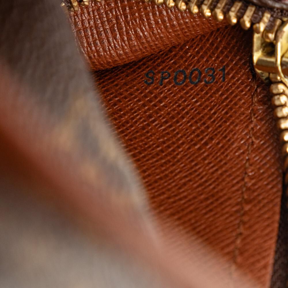 Louis Vuitton Papillon