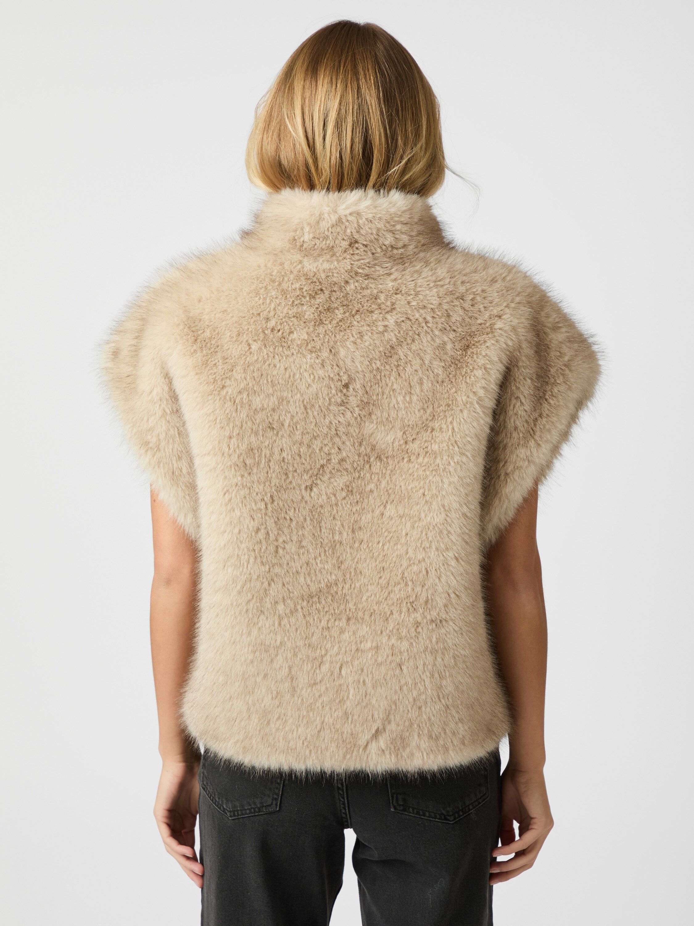 Kevini Faux Fur Vest