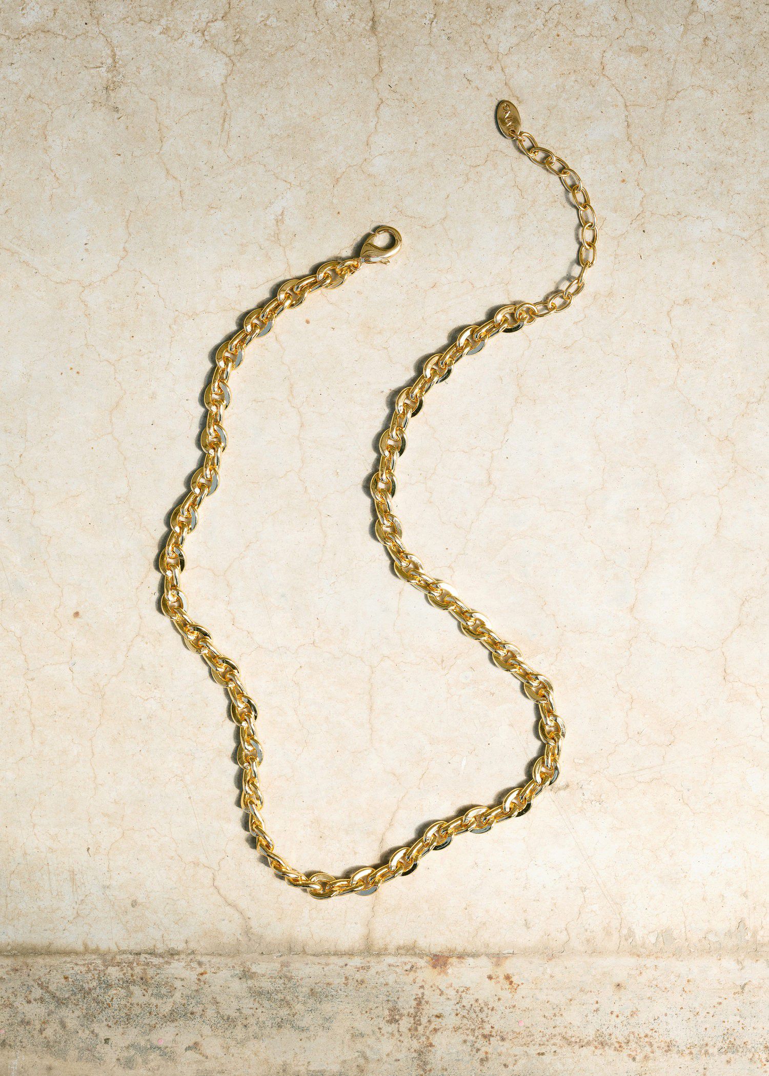 Link chain necklace