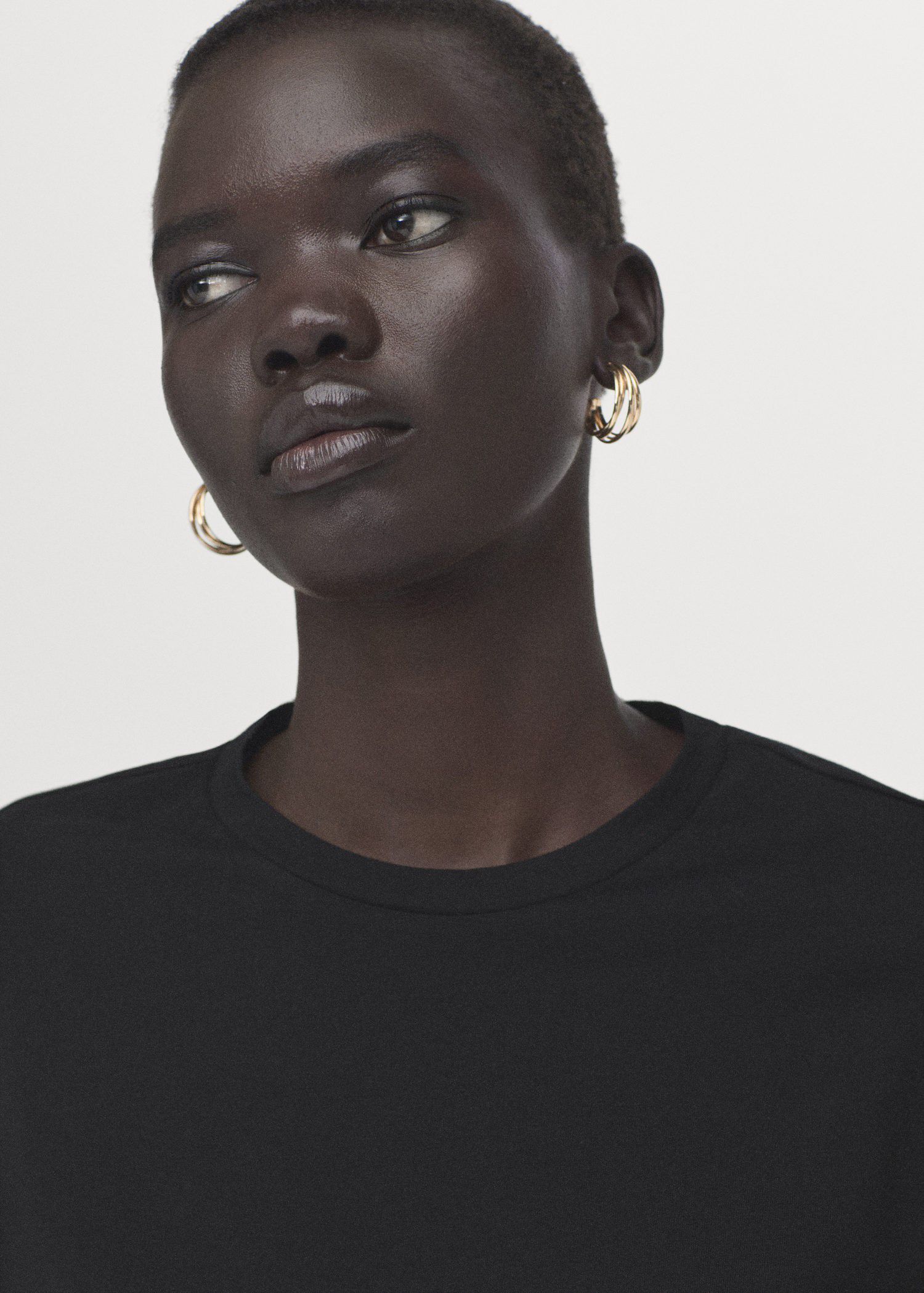 Short-sleeved cotton t-shirt