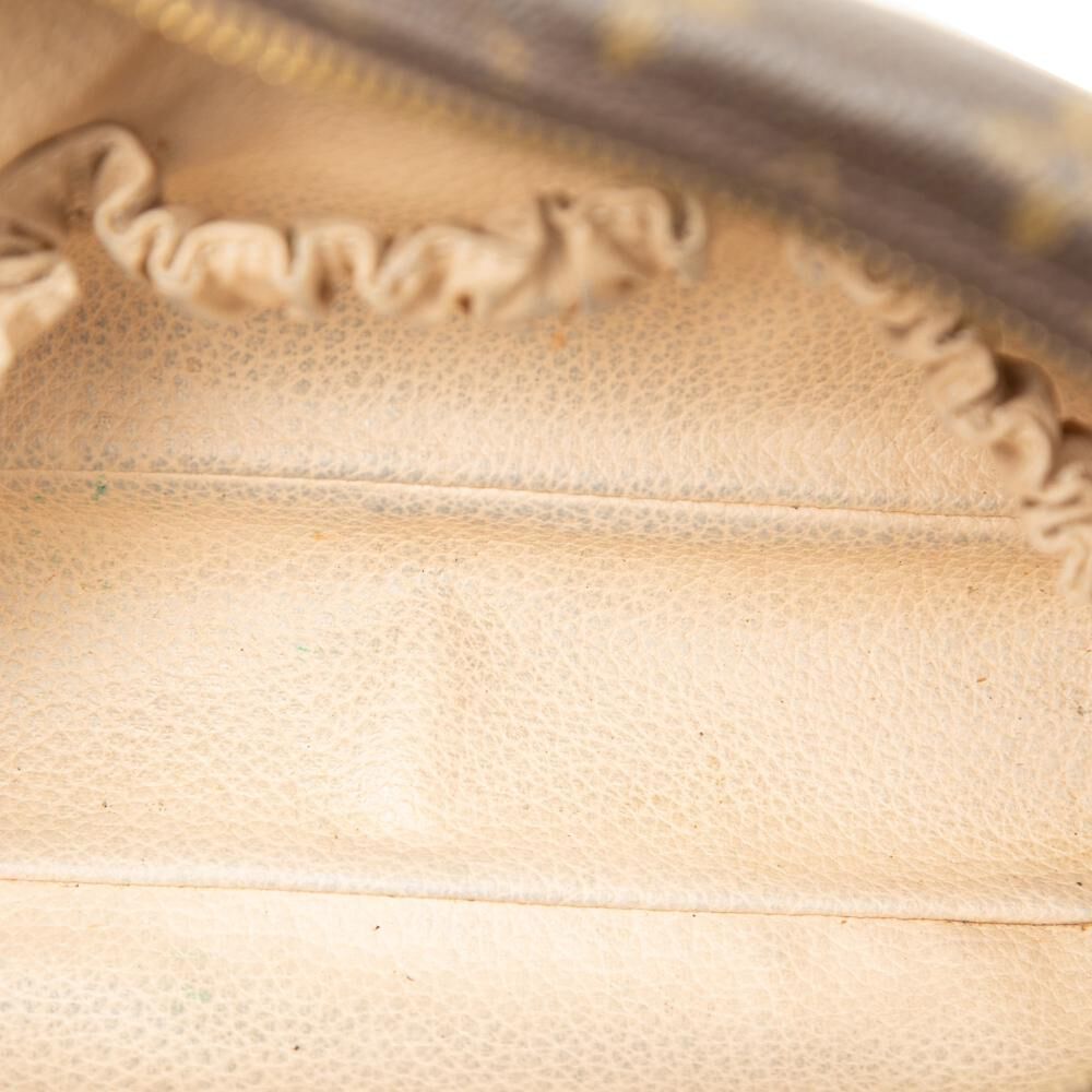 Louis Vuitton Trousse Toilette