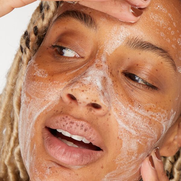 Superfruit Brightening + Exfoliate - Papaya + Vitamin C