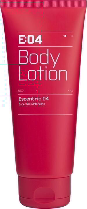 Escentric 04 Body Lotion