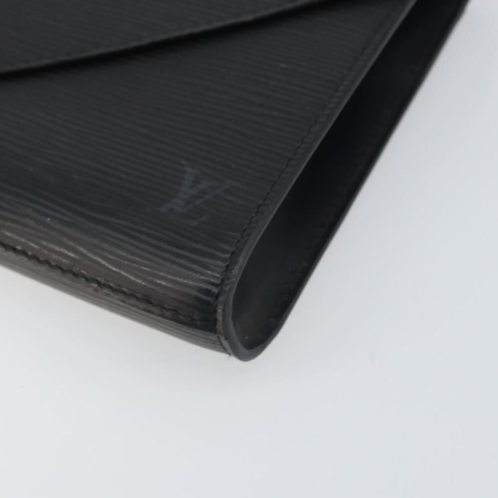 Louis Vuitton Clutch