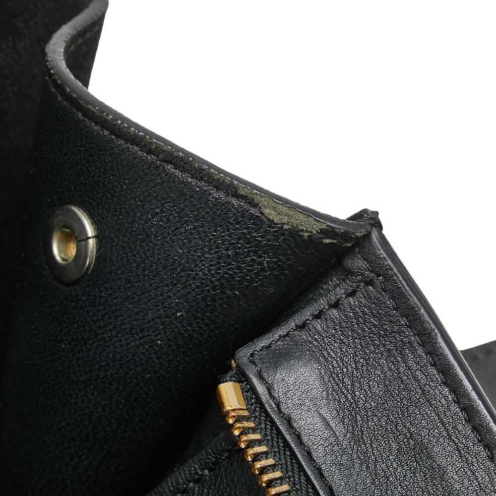 C&eacute;line Trapeze