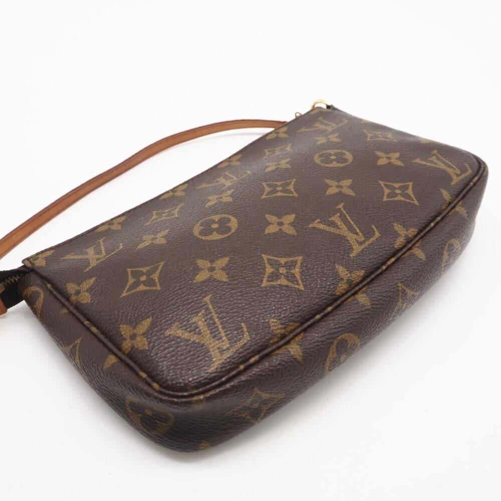 Louis Vuitton Pochette Accessoires