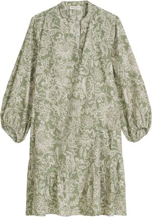 Dress, short length, flared hem, vo