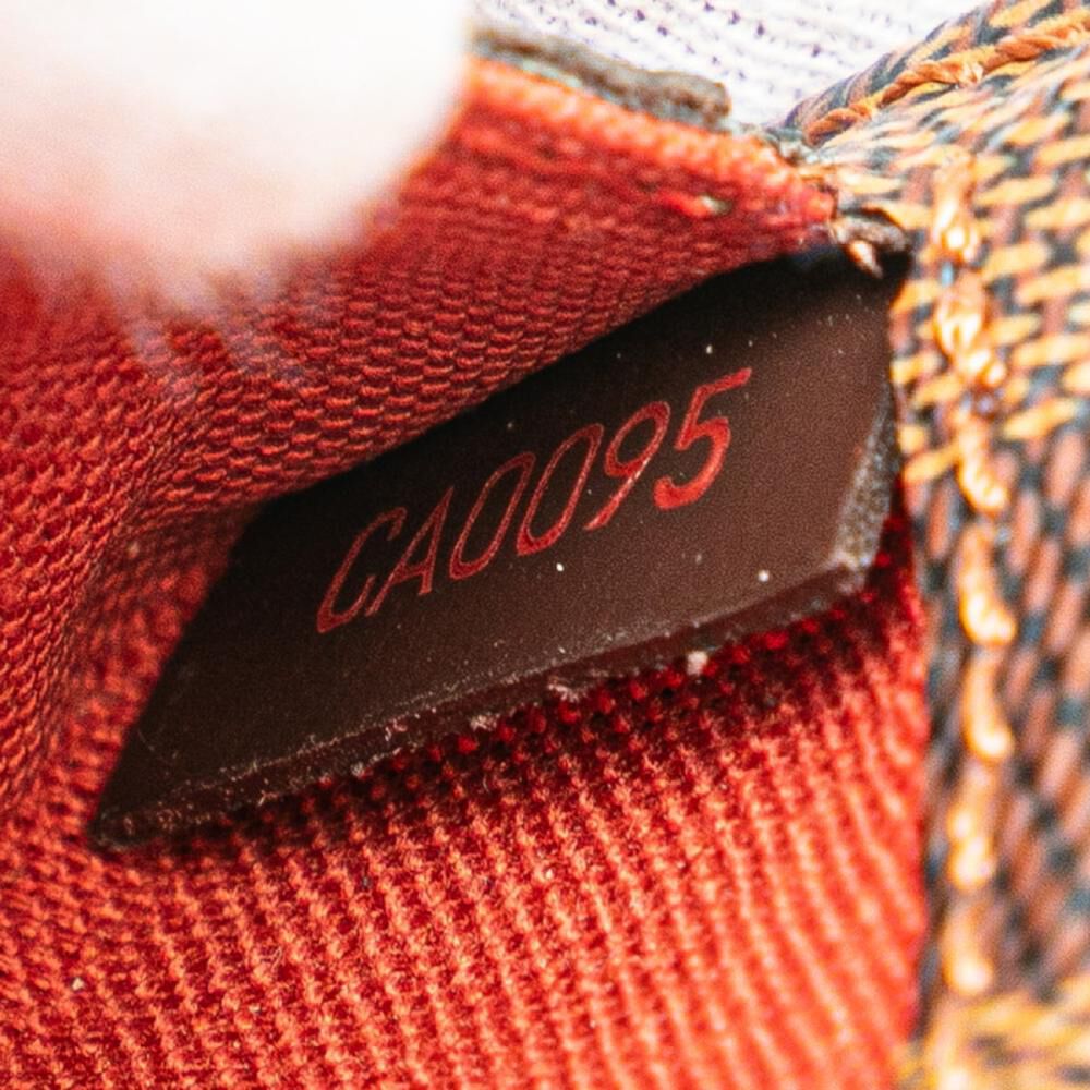 Louis Vuitton Shoulder Bags