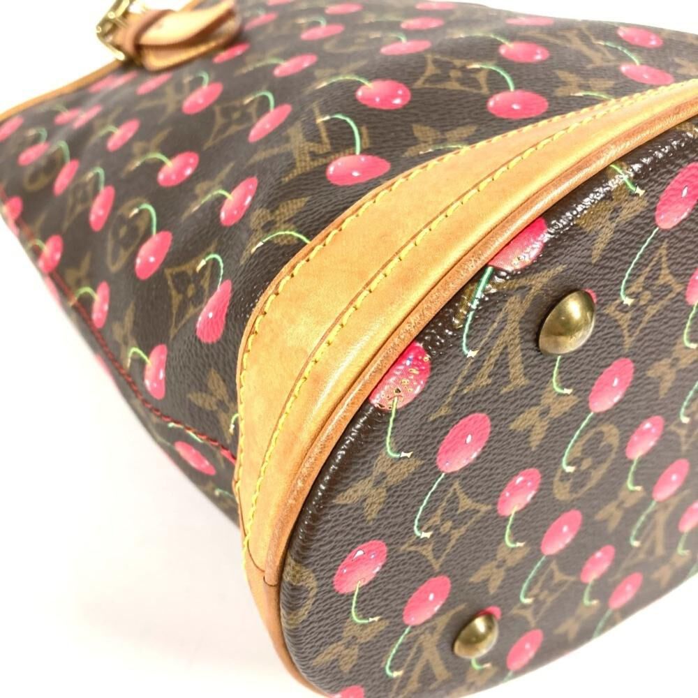 Louis Vuitton Shoulder Bags