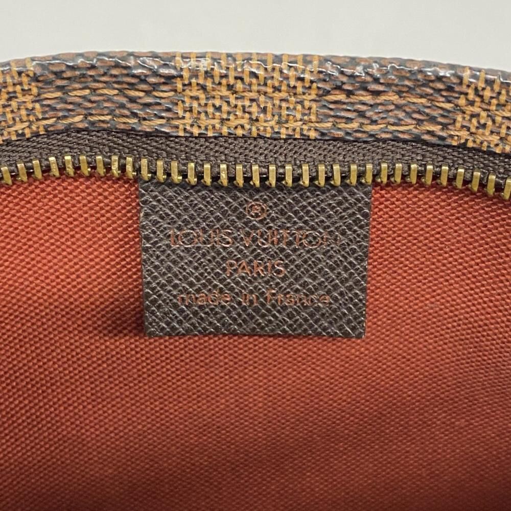 Louis Vuitton Trousse Makeup