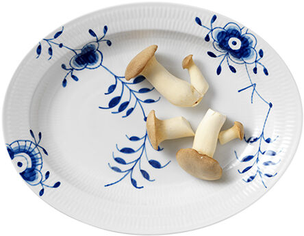 Blue Fluted Mega fat oval 36,5 cm