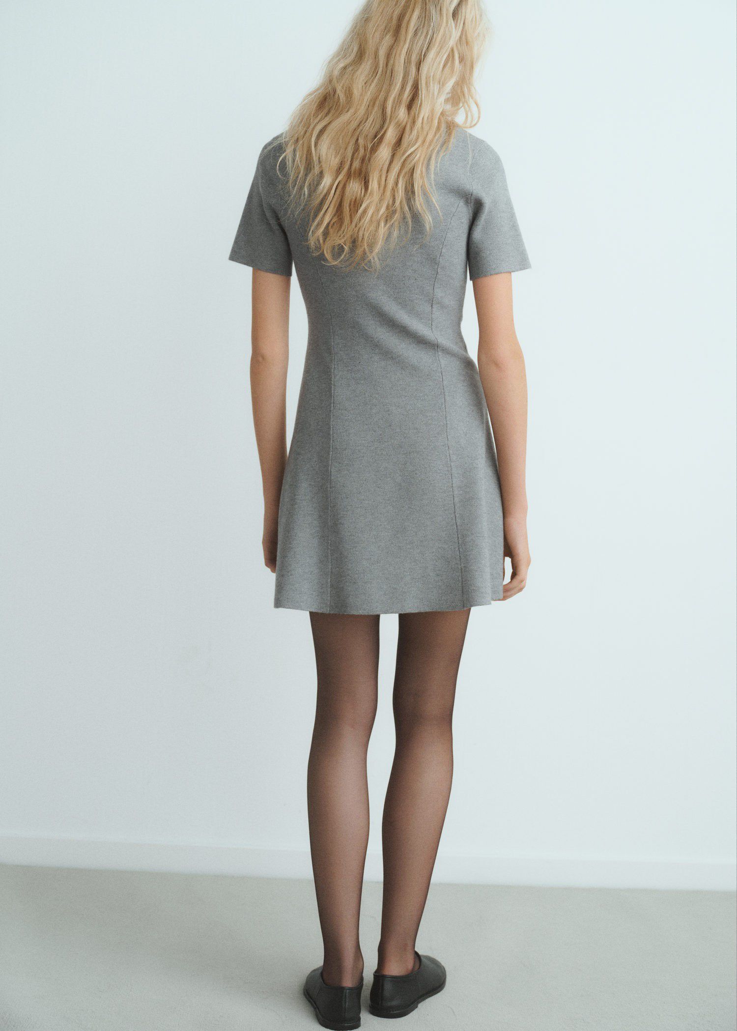Fine-knit flared dress